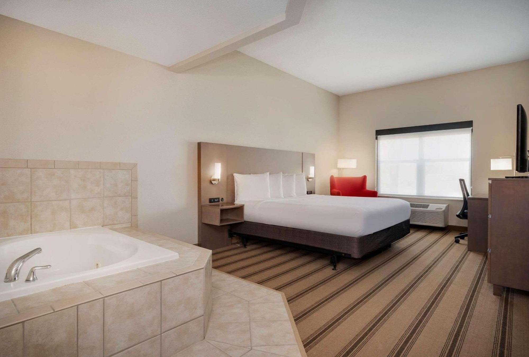 Country Inn & Suites By Radisson Albertville Near Outlet Mall Екстер'єр фото