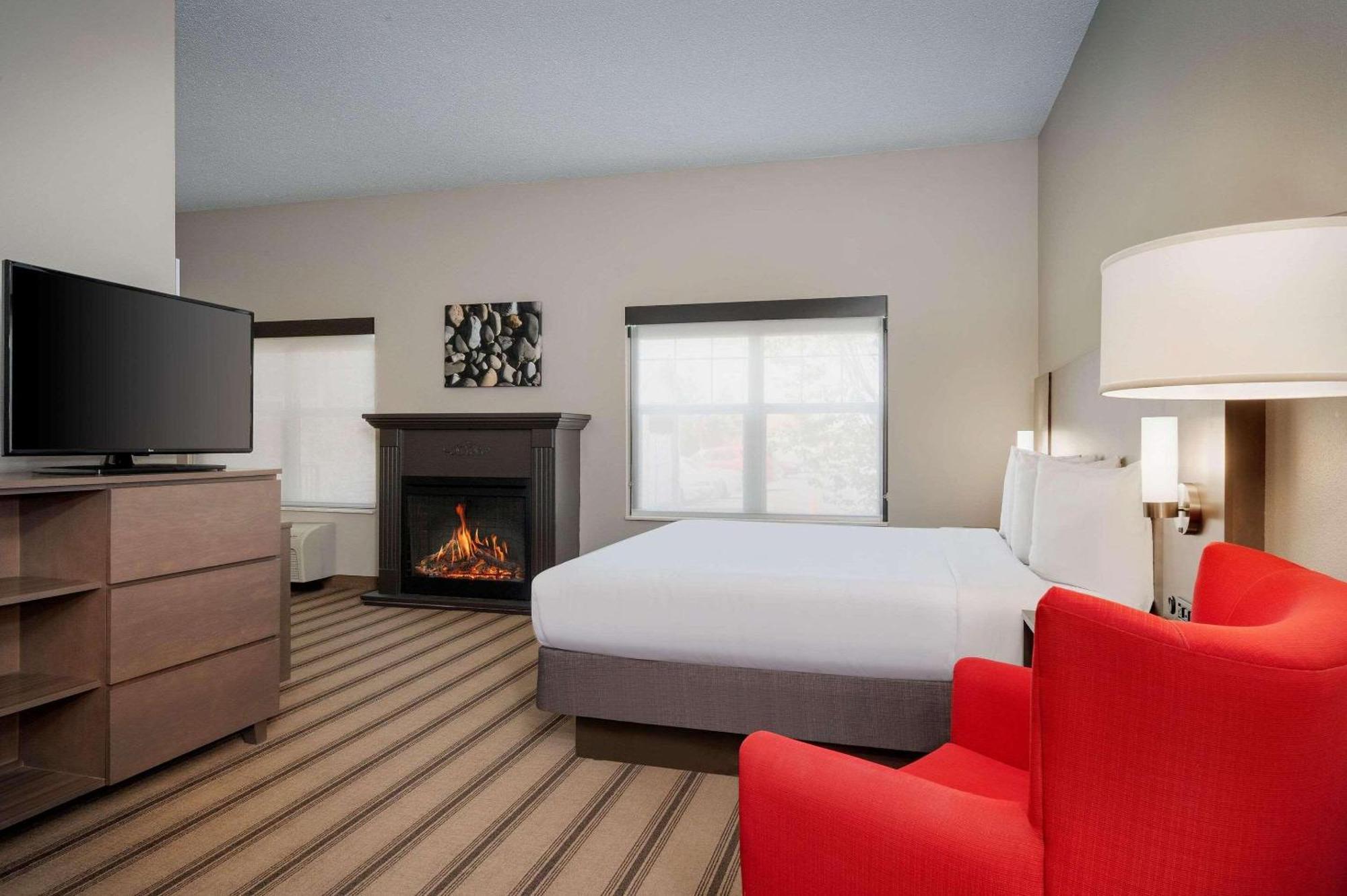 Country Inn & Suites By Radisson Albertville Near Outlet Mall Екстер'єр фото